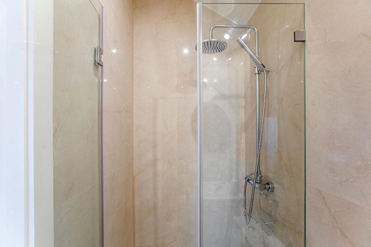 Lovelystay - Cozy 1Br In Santa Catarina W/ Balcony OOporto Exterior foto